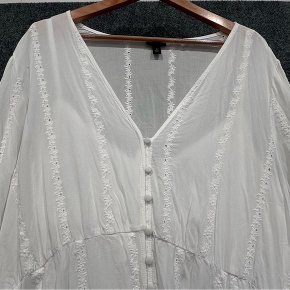 Torrid little white dress embroidered midi 5 challis fabric long sleeve vneck - Picture 6 of 15